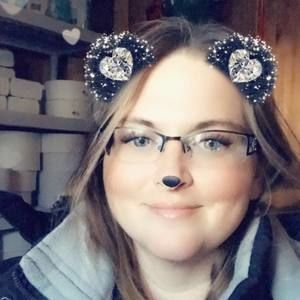 Meet your Posher, Rebecca